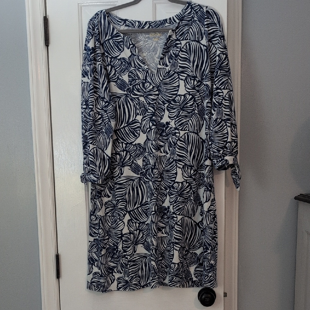 Lilly Pulitzer Blue and White Floral Dress